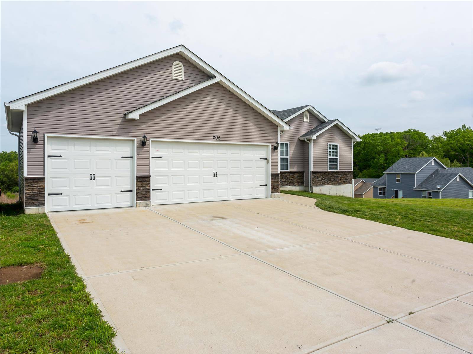 Hillsboro, MO 63050,205 Hawkshire CT