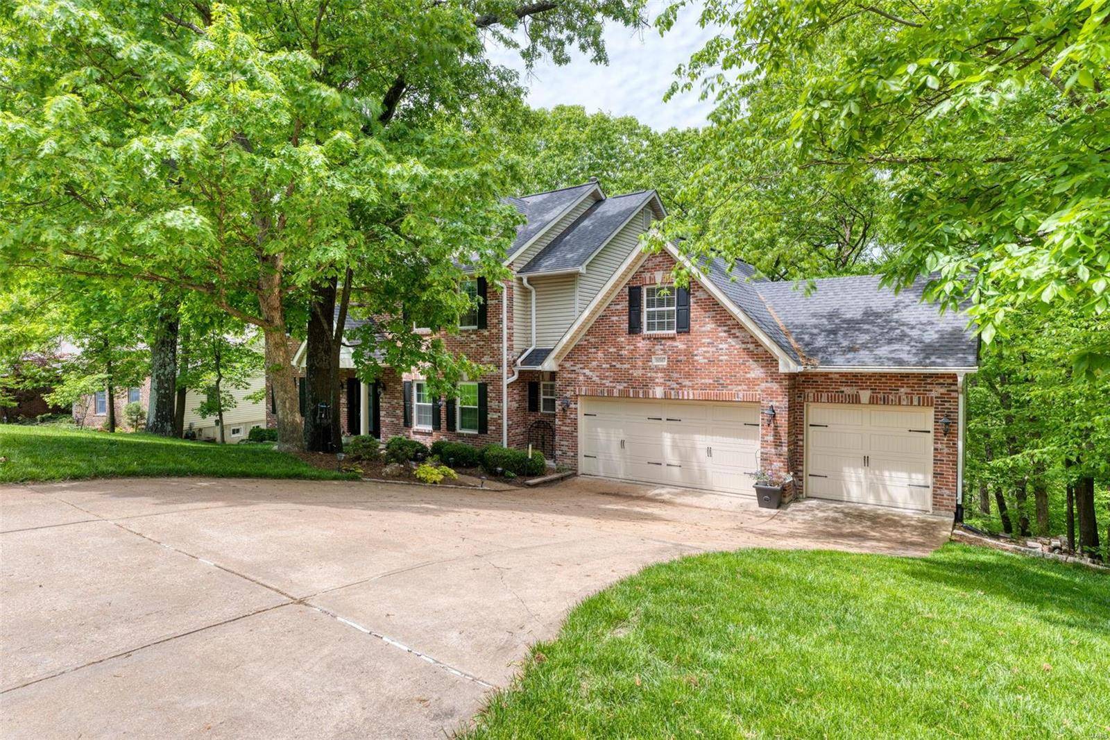 Grover, MO 63040,16547 Lancaster Estates DR