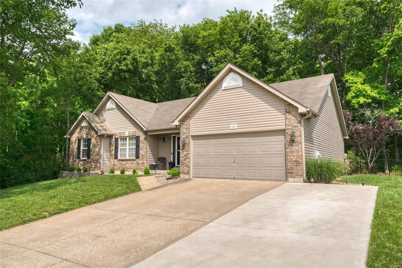 Wentzville, MO 63385,2062 Great Oaks Valley DR