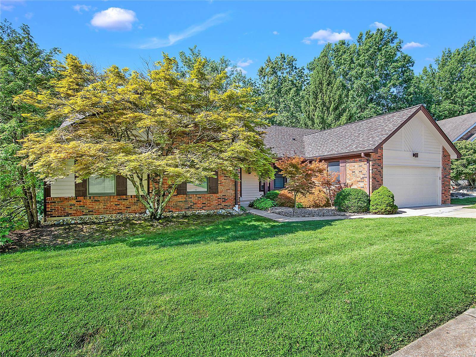 Chesterfield, MO 63017,14440 White Birch Valley LN