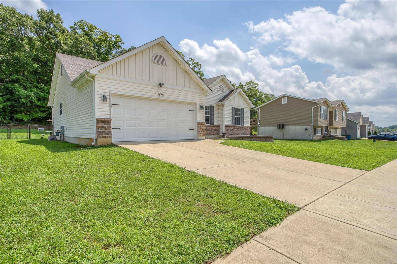 Hillsboro, MO 63050,1480 Saint Charles DR