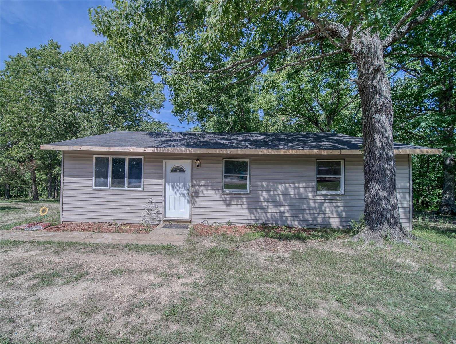 Rolla, MO 65401,16321 County Road 8240