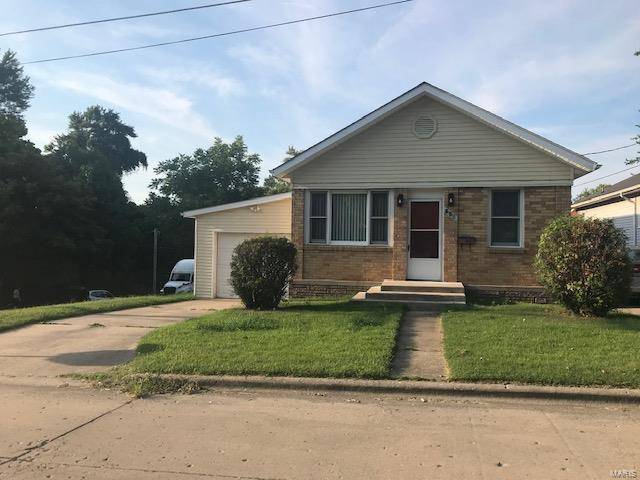 Cape Girardeau, MO 63703,930 Hickory ST