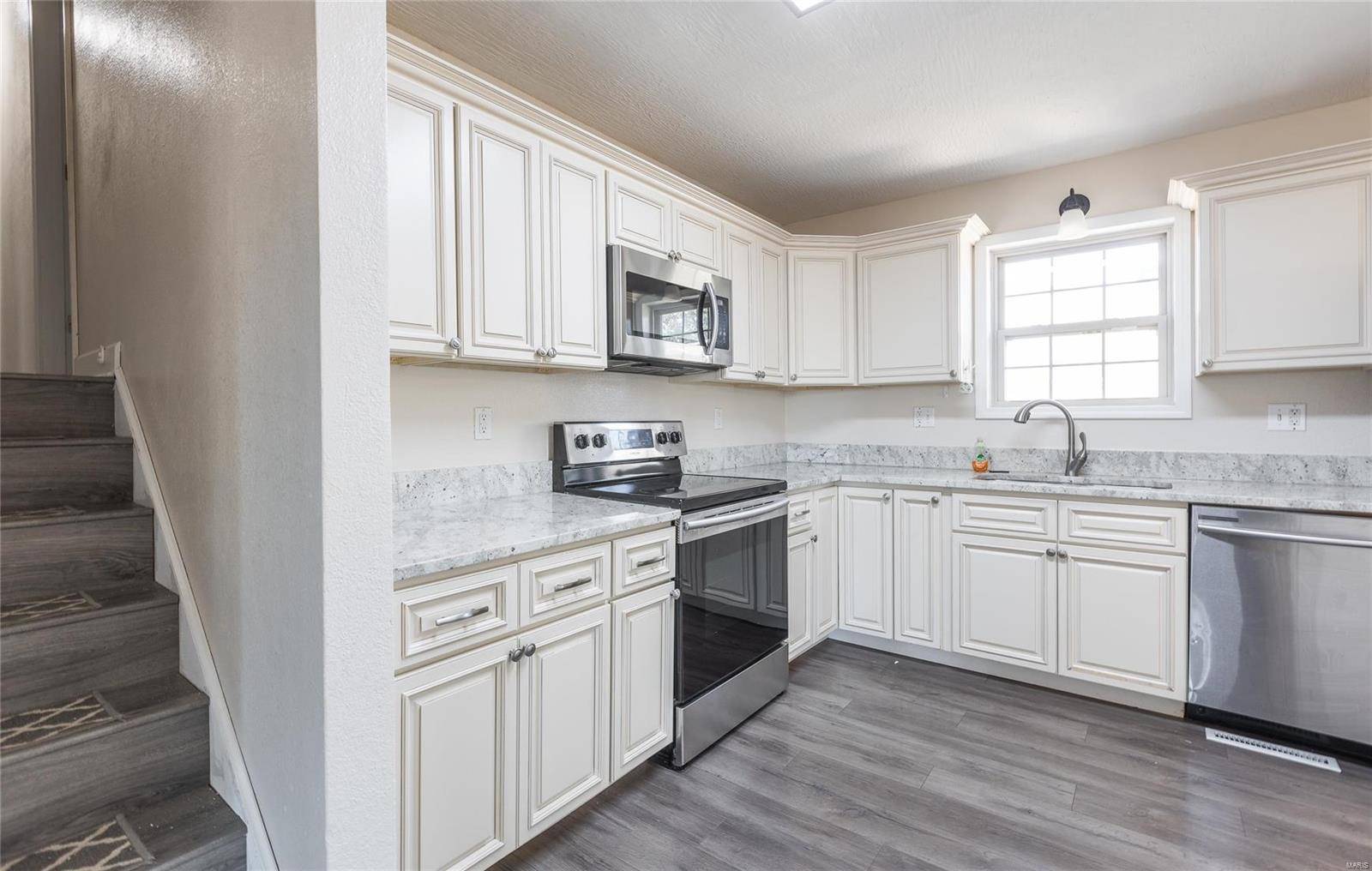 Waynesville, MO 65583,24380 Sidney RD