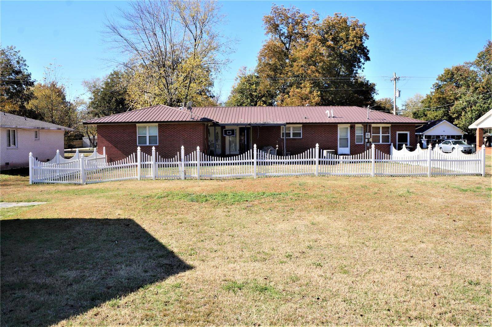 Campbell, MO 63933,620 N Main ST