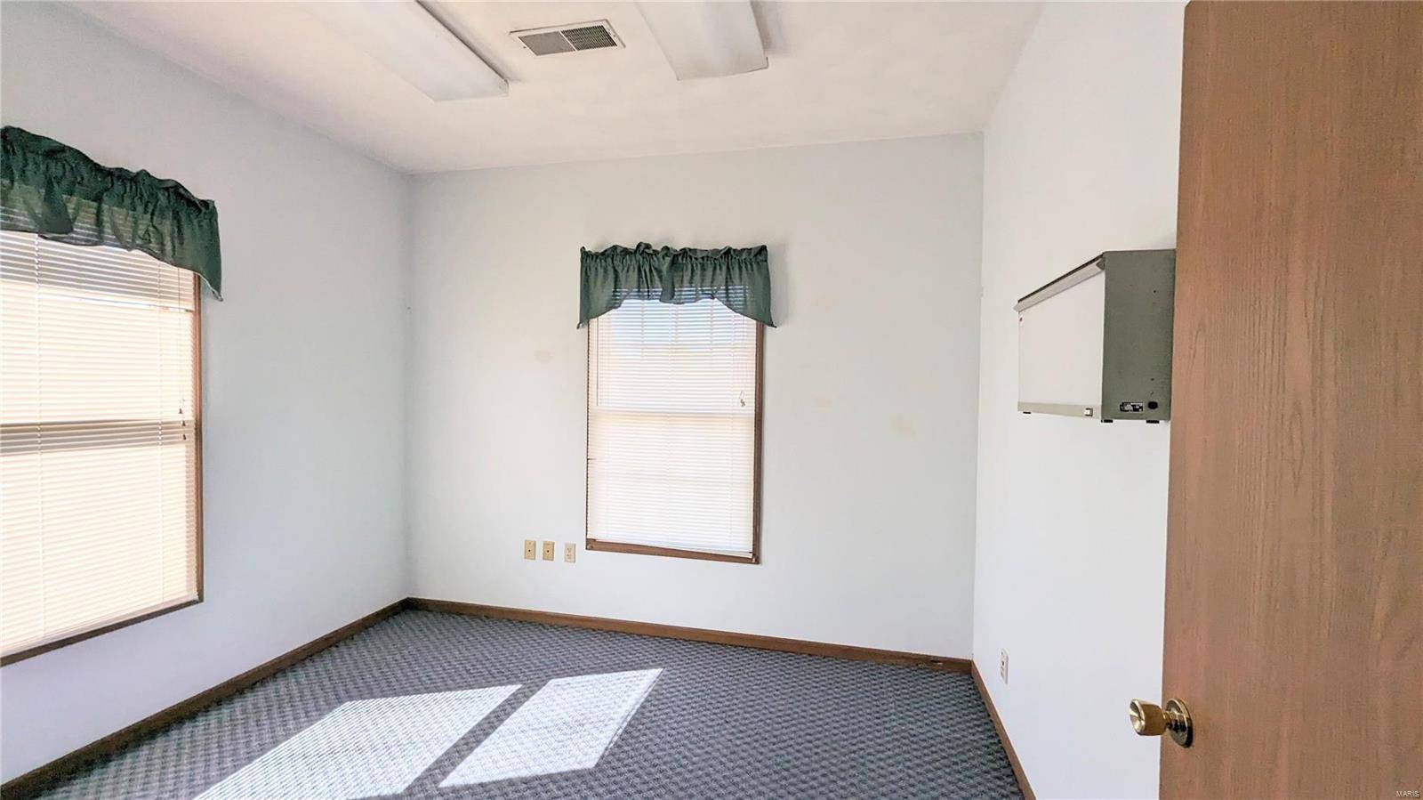 Granite City, IL 62040,2412 Corporate Center