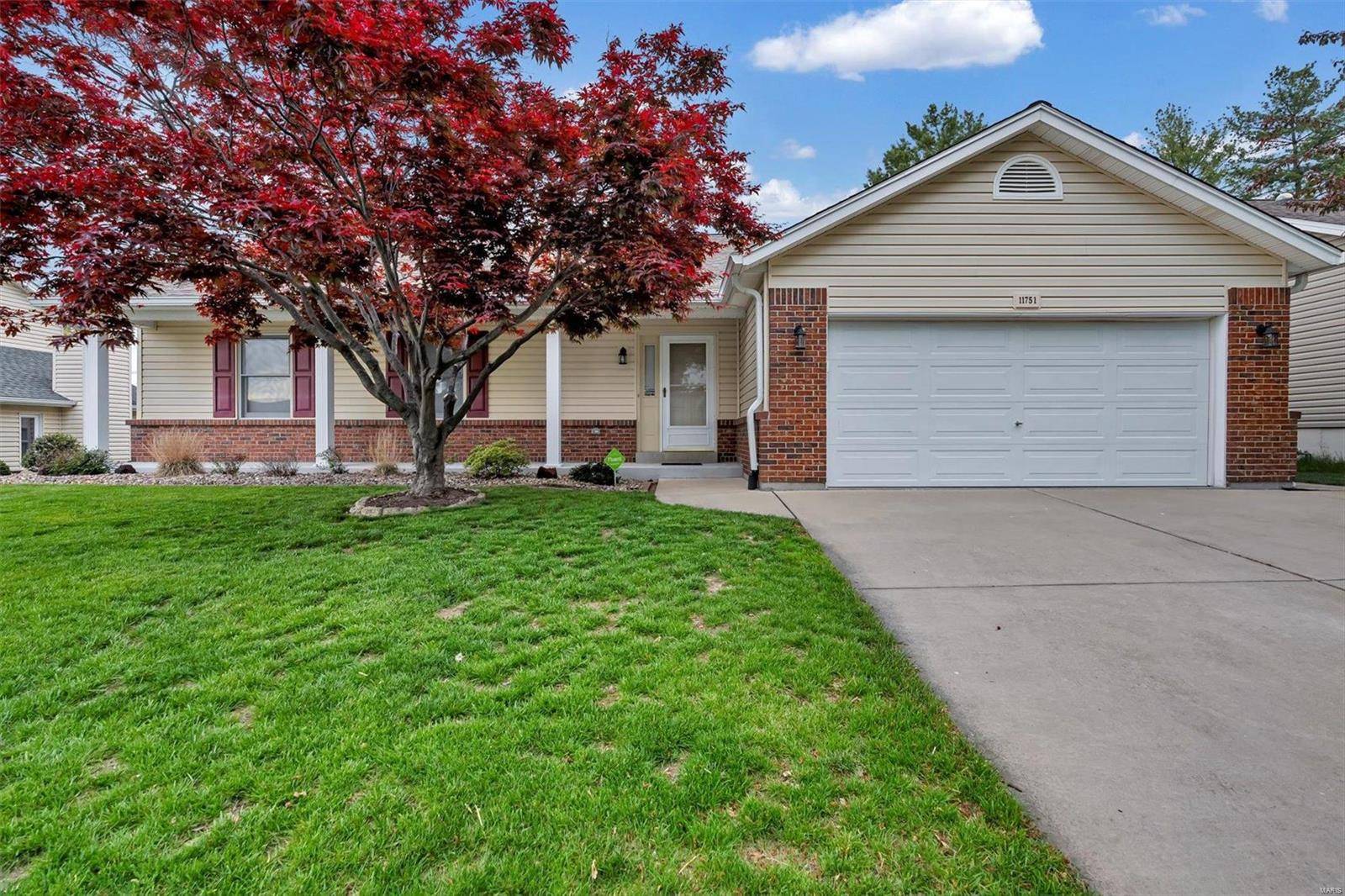 Maryland Heights, MO 63043,11751 Clarksdale DR