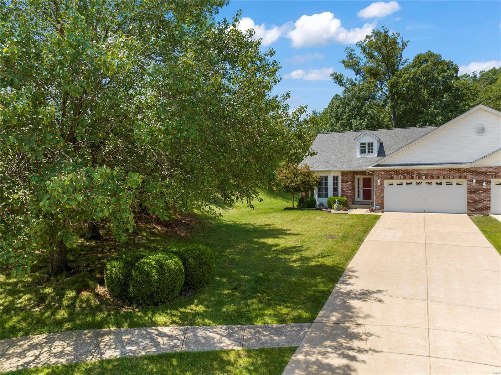 Ballwin, MO 63021,465 Wildflower CT
