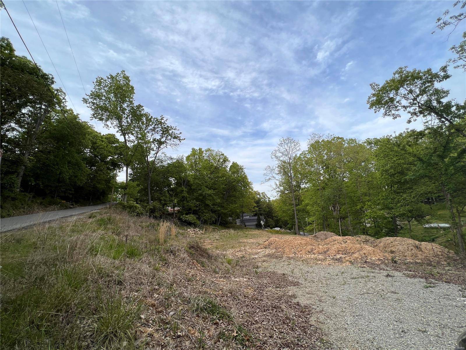 Ballwin, MO 63021,639 Castlewood DR