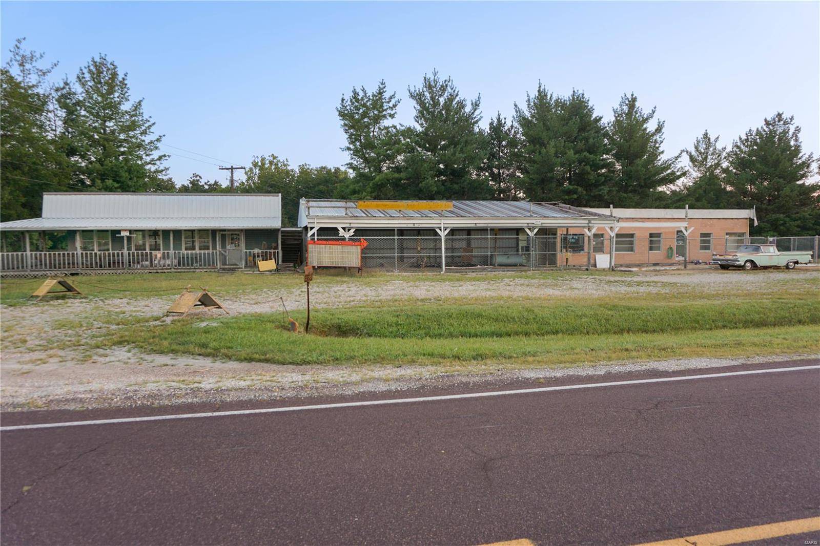 Rolla, MO 65401,12661 Old Highway 66