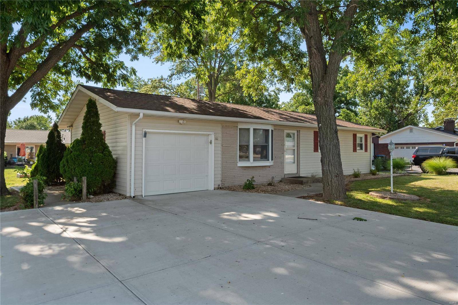 Hecker, IL 62248,160 N. Park Street
