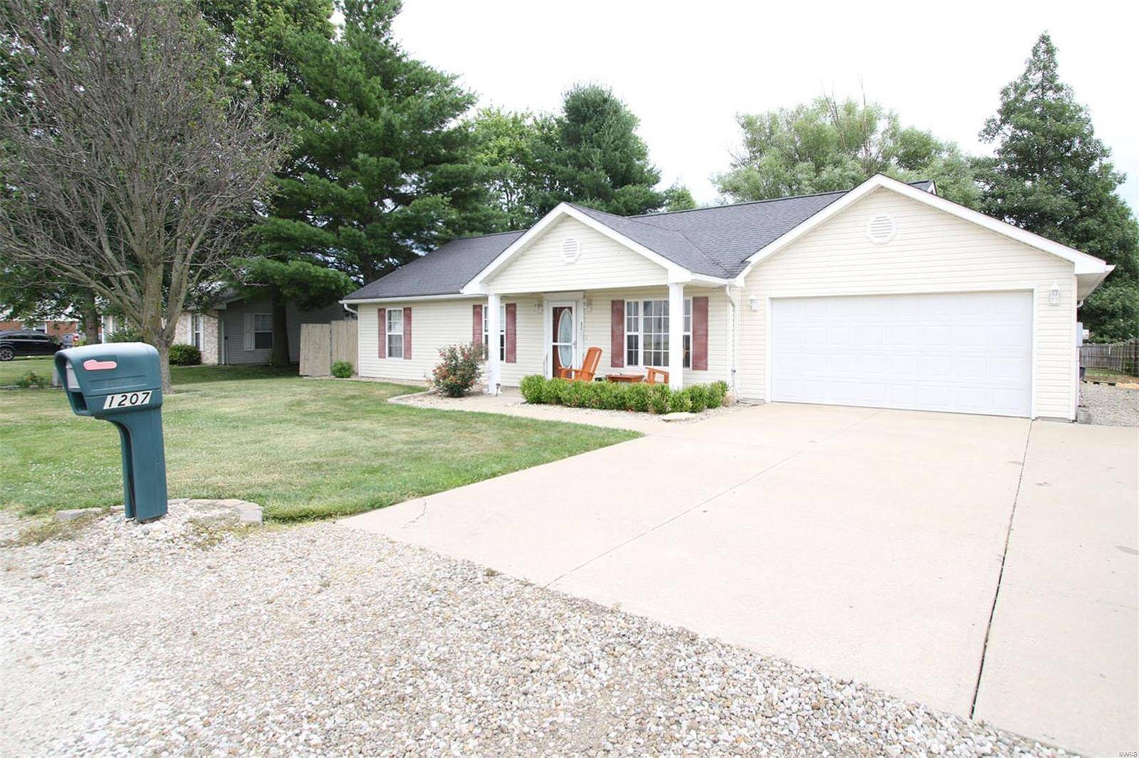 Jerseyville, IL 62052,1207 Beatty Mound RD