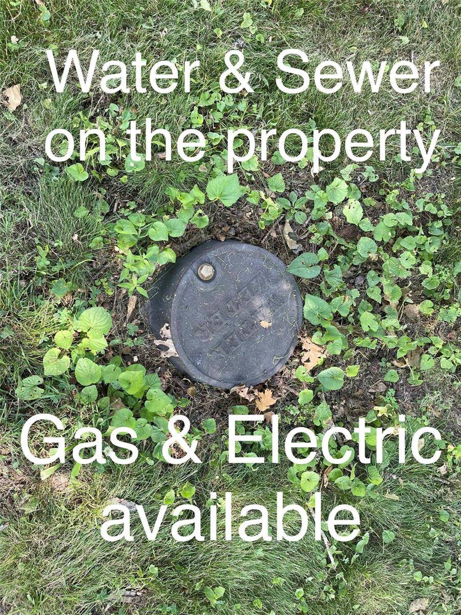 Sawyerville, IL 62085,300 Fisher AVE
