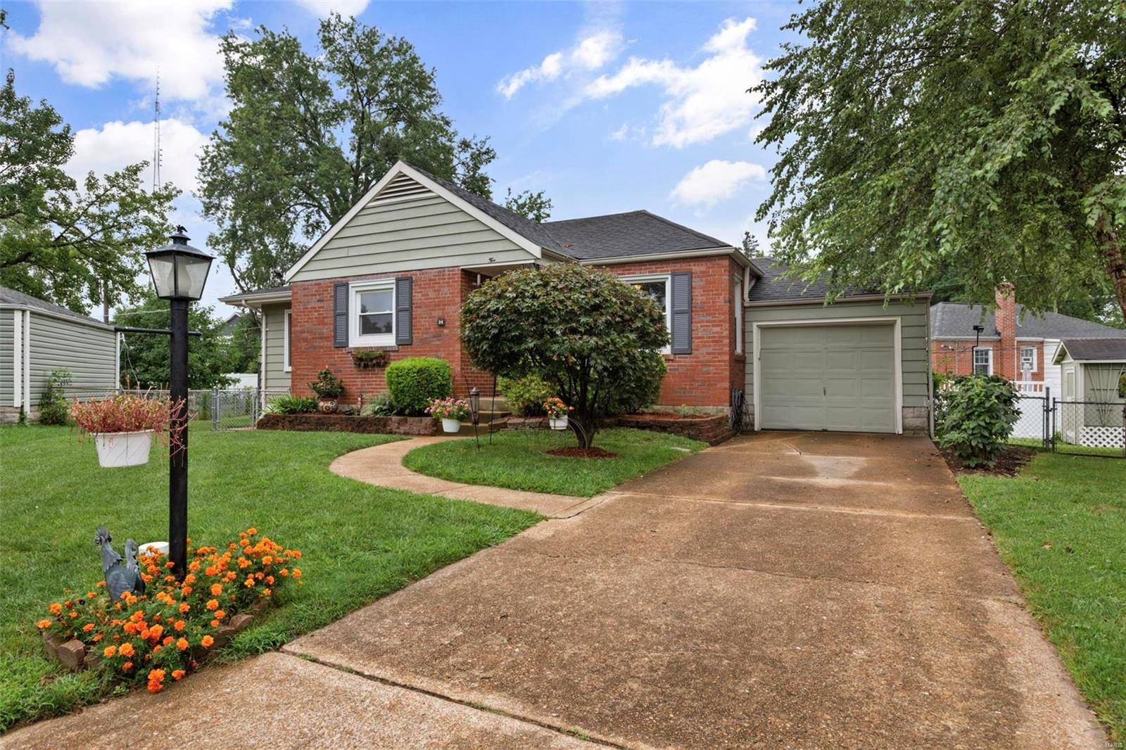 Brentwood, MO 63144,2 Barnstable CT