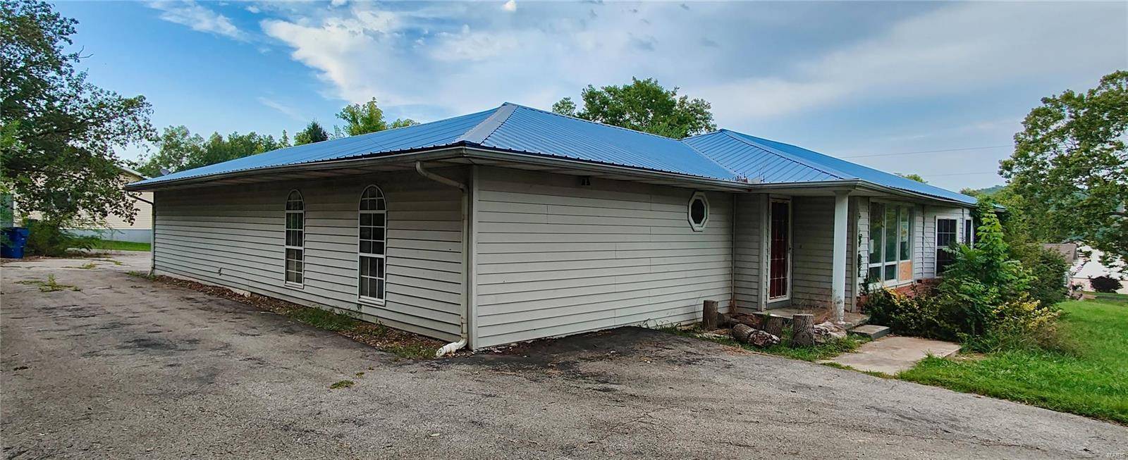 Marble Hill, MO 63764,609 Broadway ST