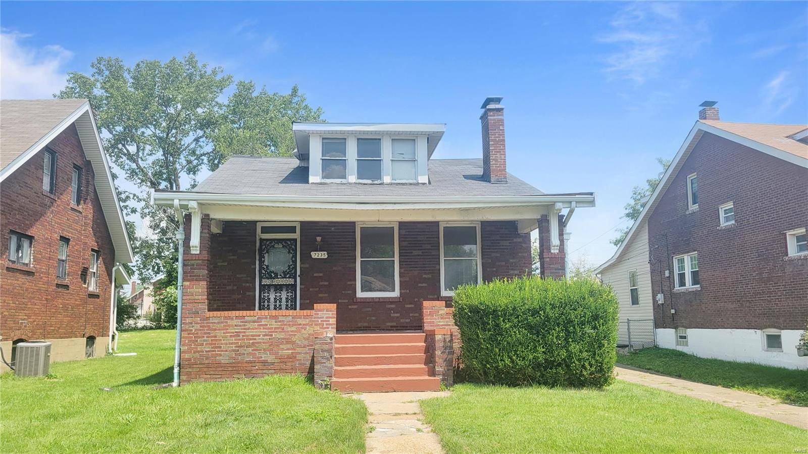 St Louis, MO 63121,7235 Normandy PL