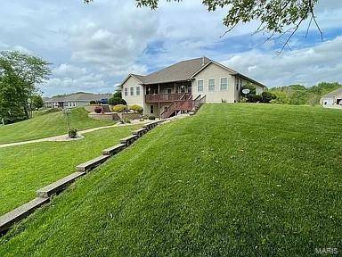 New Athens, IL 62264,832 Brooke LN