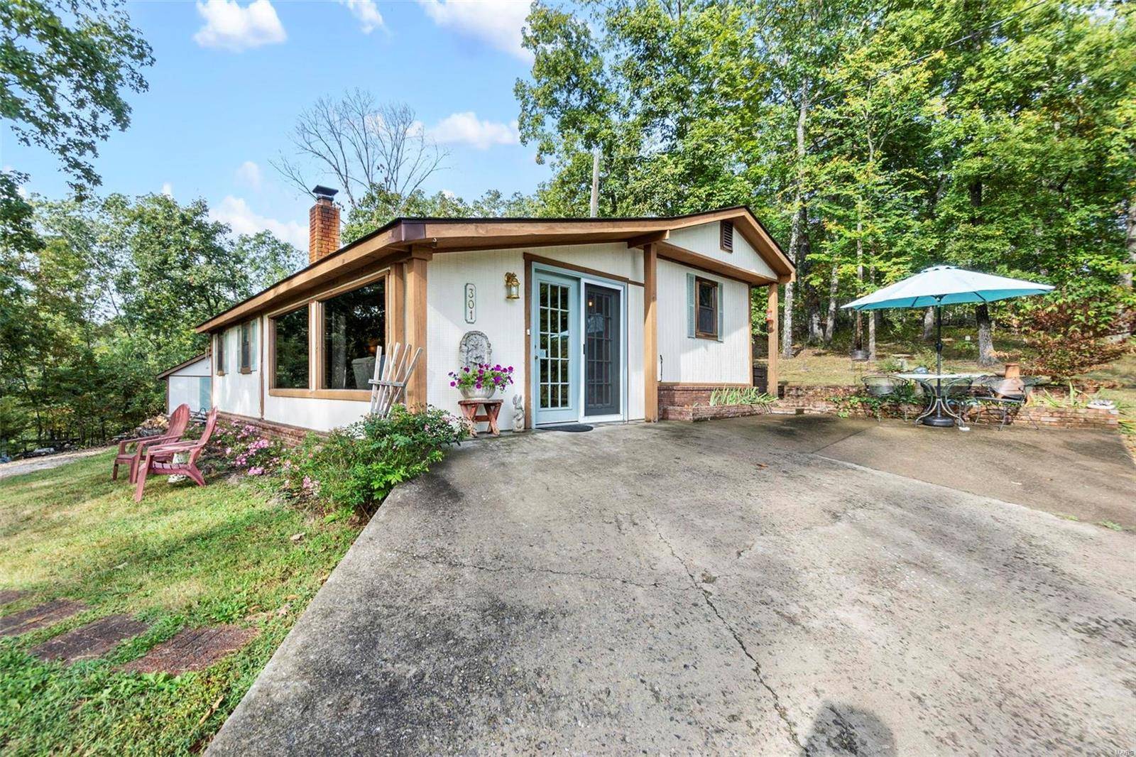 Burfordville, MO 63739,301 Little Dogwood Lake RD