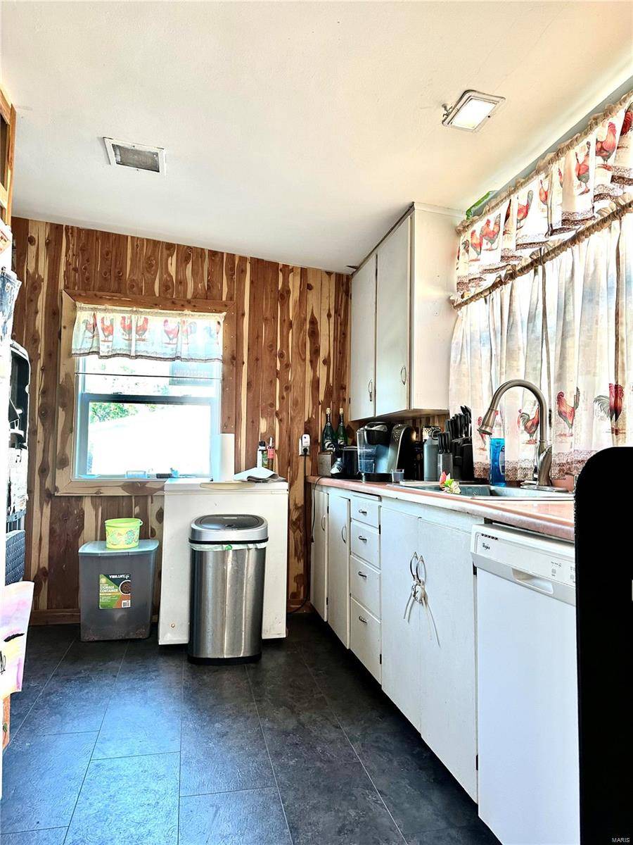 Rolla, MO 65401,1211 W 8th ST