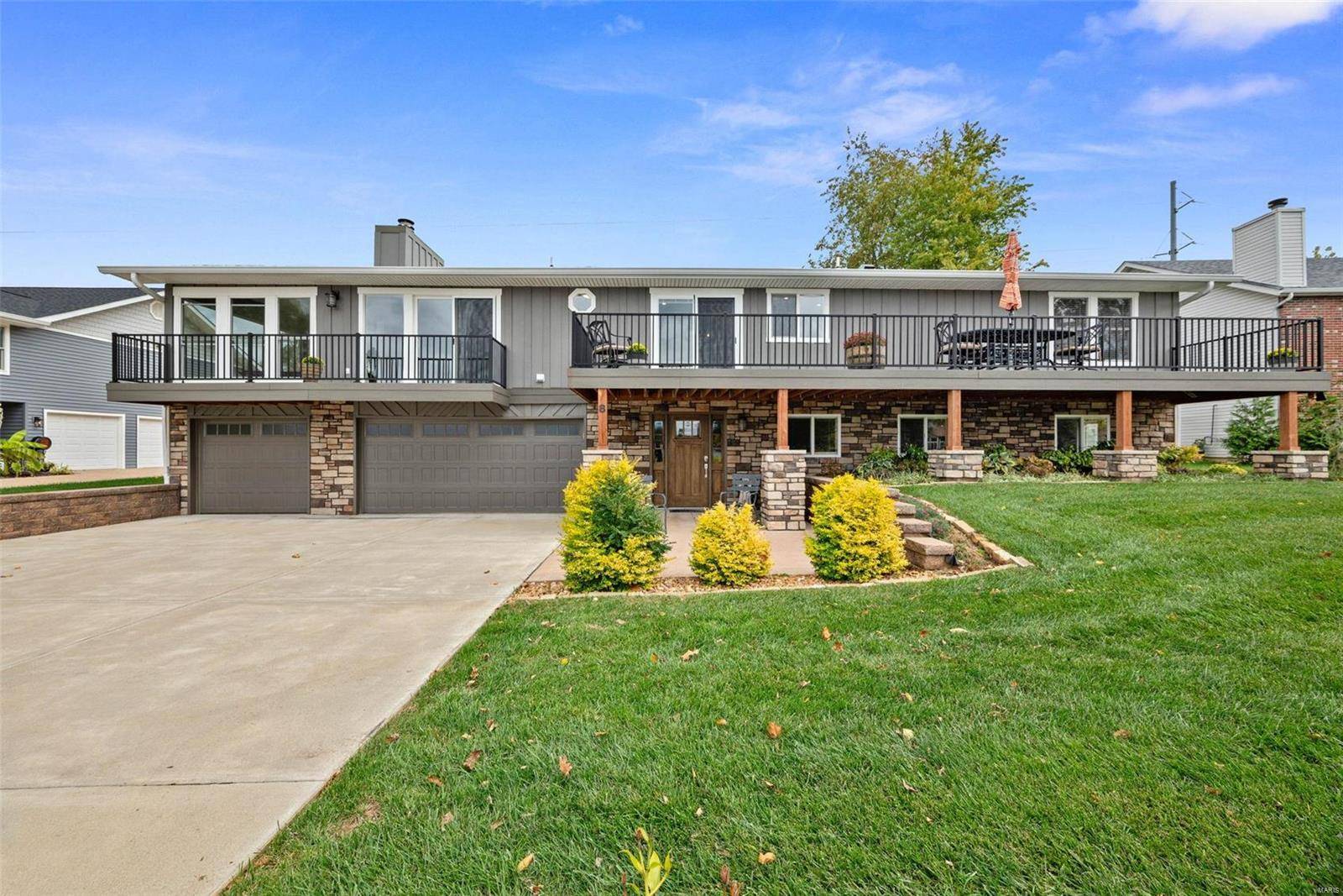 Lake St Louis, MO 63367,8 Guyenne DR
