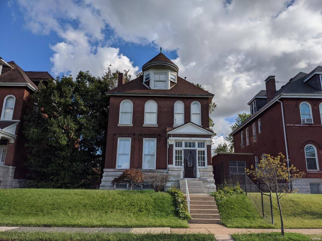 St Louis, MO 63107,1938 E Adelaide AVE