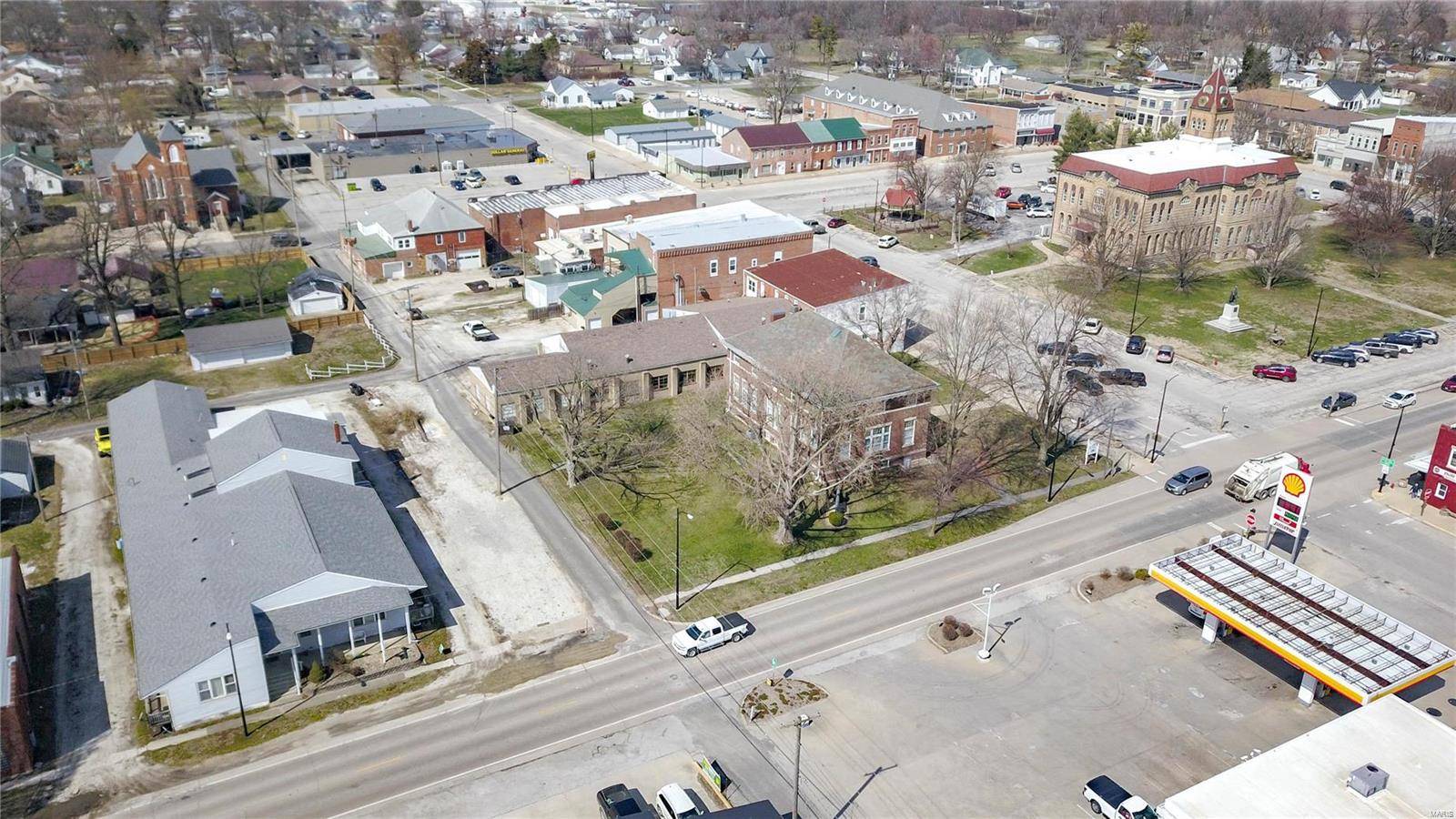 Carrollton, IL 62016,419 S Fifth St