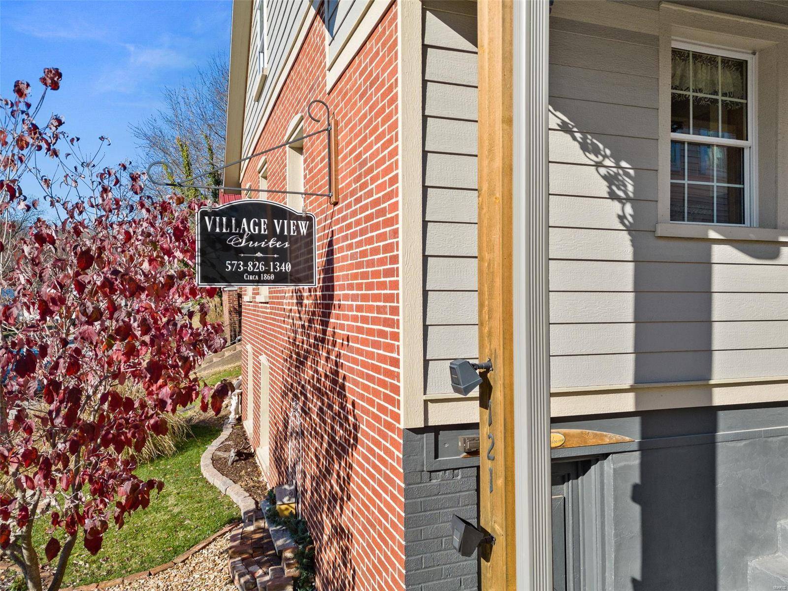 Hermann, MO 65041,121 W 2nd ST