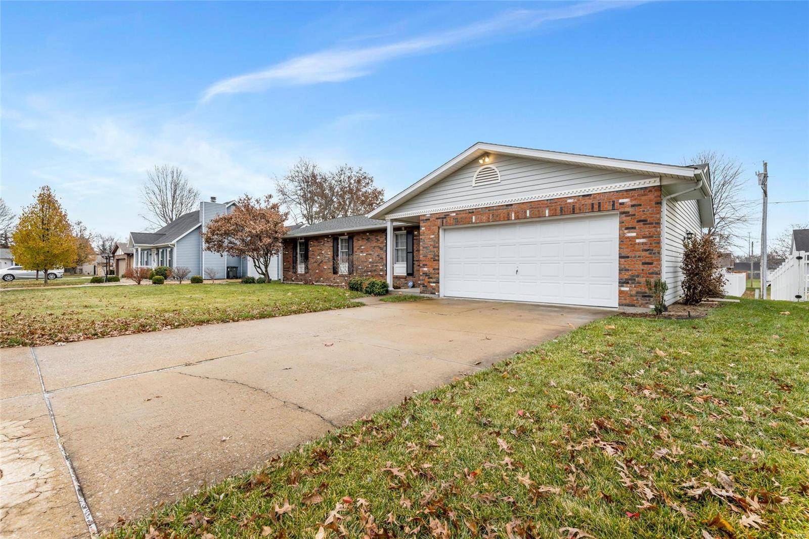 Waterloo, IL 62298,524 Paul Dr.