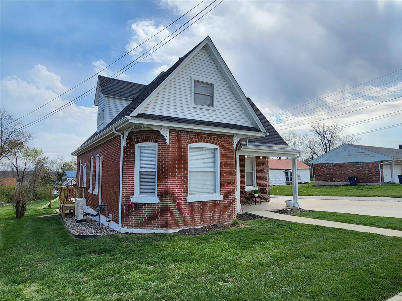 Wright City, MO 63390,204 Cherry ST