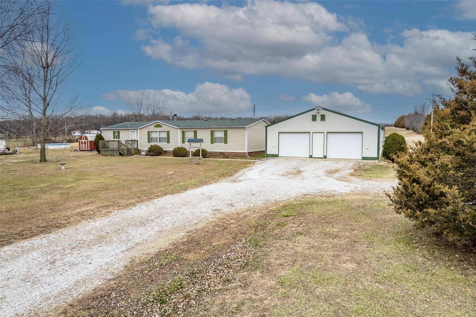 Lebanon, MO 65536,17901 Dunklin RD