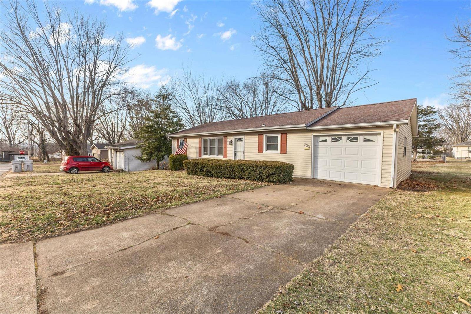 Farmington, MO 63640,325 Pell ST