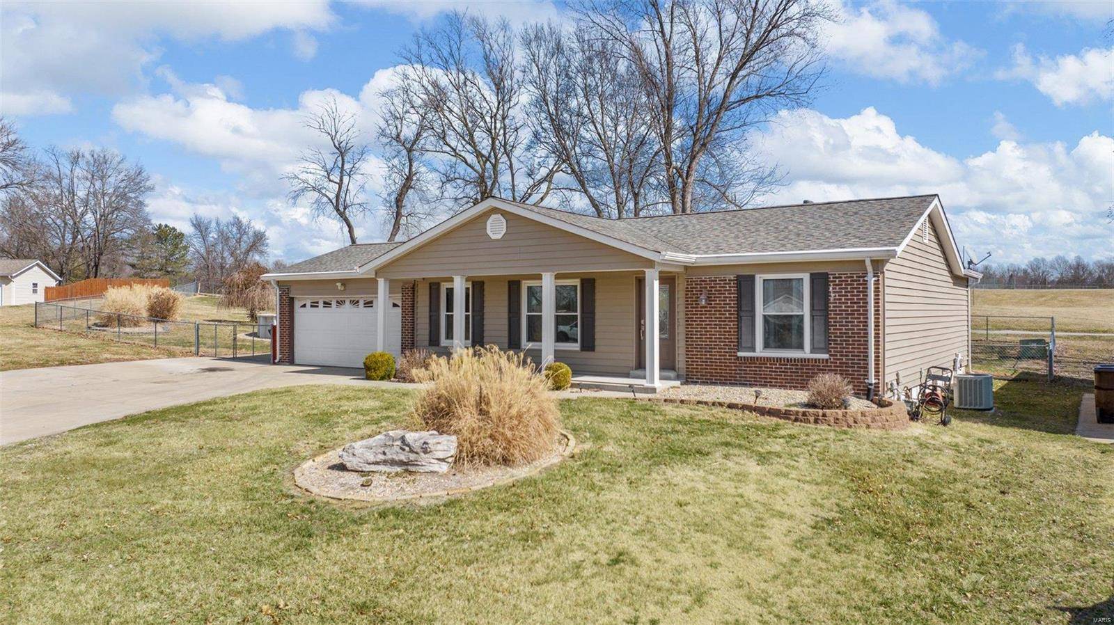 St Peters, MO 63376,7 Aspenwood CT