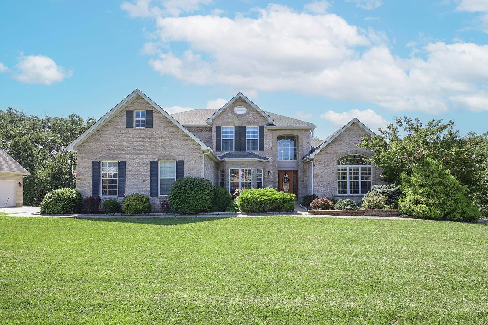 Wentzville, MO 63385,1020 Sycamore Creek DR