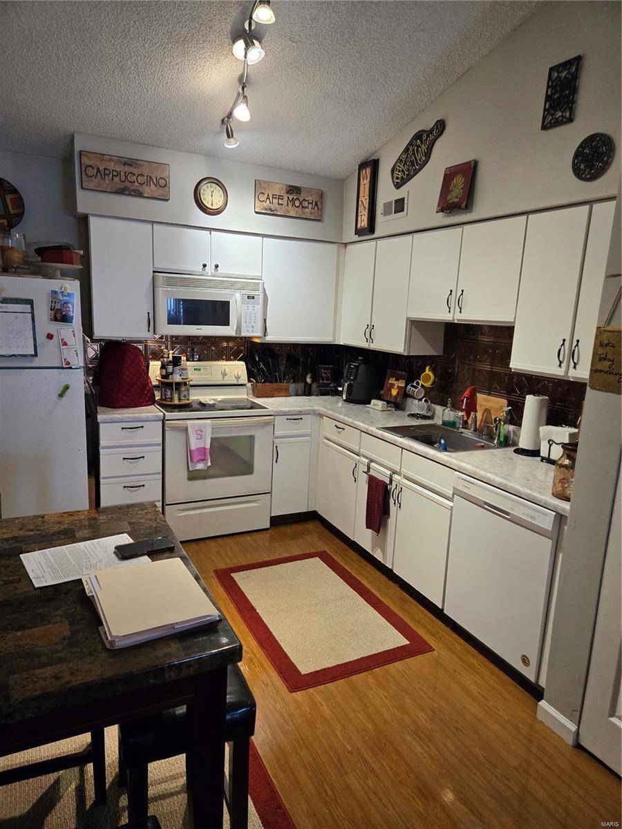 Grover, MO 63040,134 Jubilee Hill DR #L