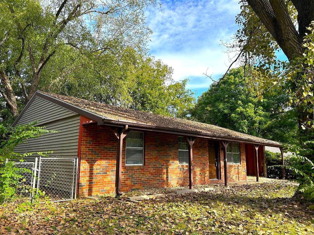 Belleville, IL 62220,104 Rosette Drive