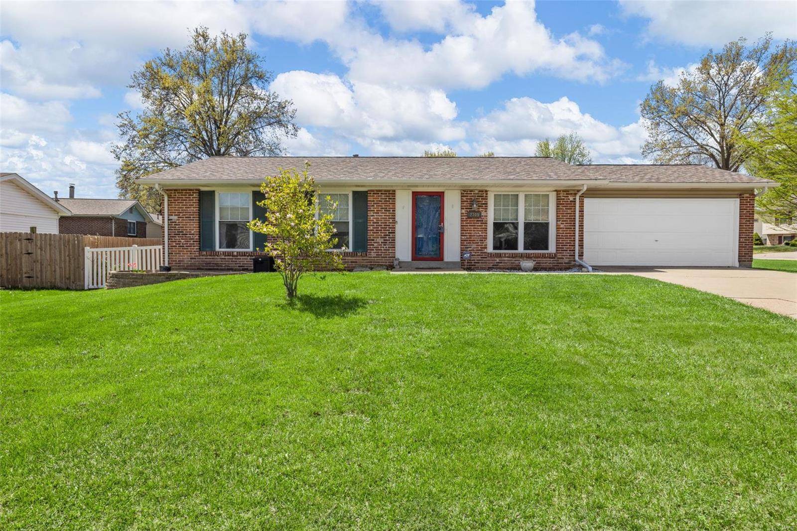 St Charles, MO 63303,2709 Greenleaf DR