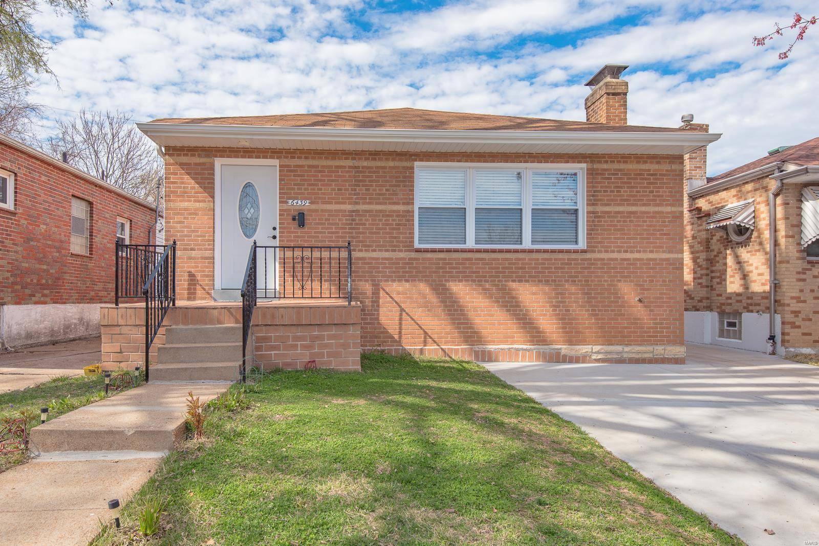 St Louis, MO 63116,6439 East CT