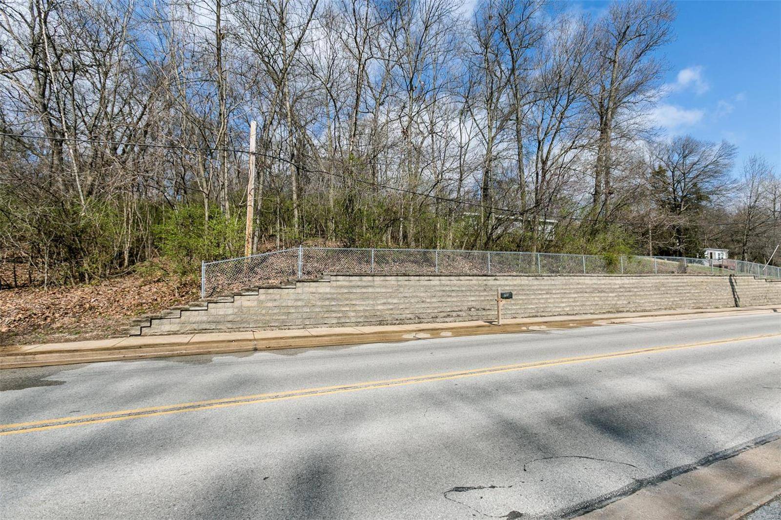 Valley Park, MO 63088,740 Forest AVE