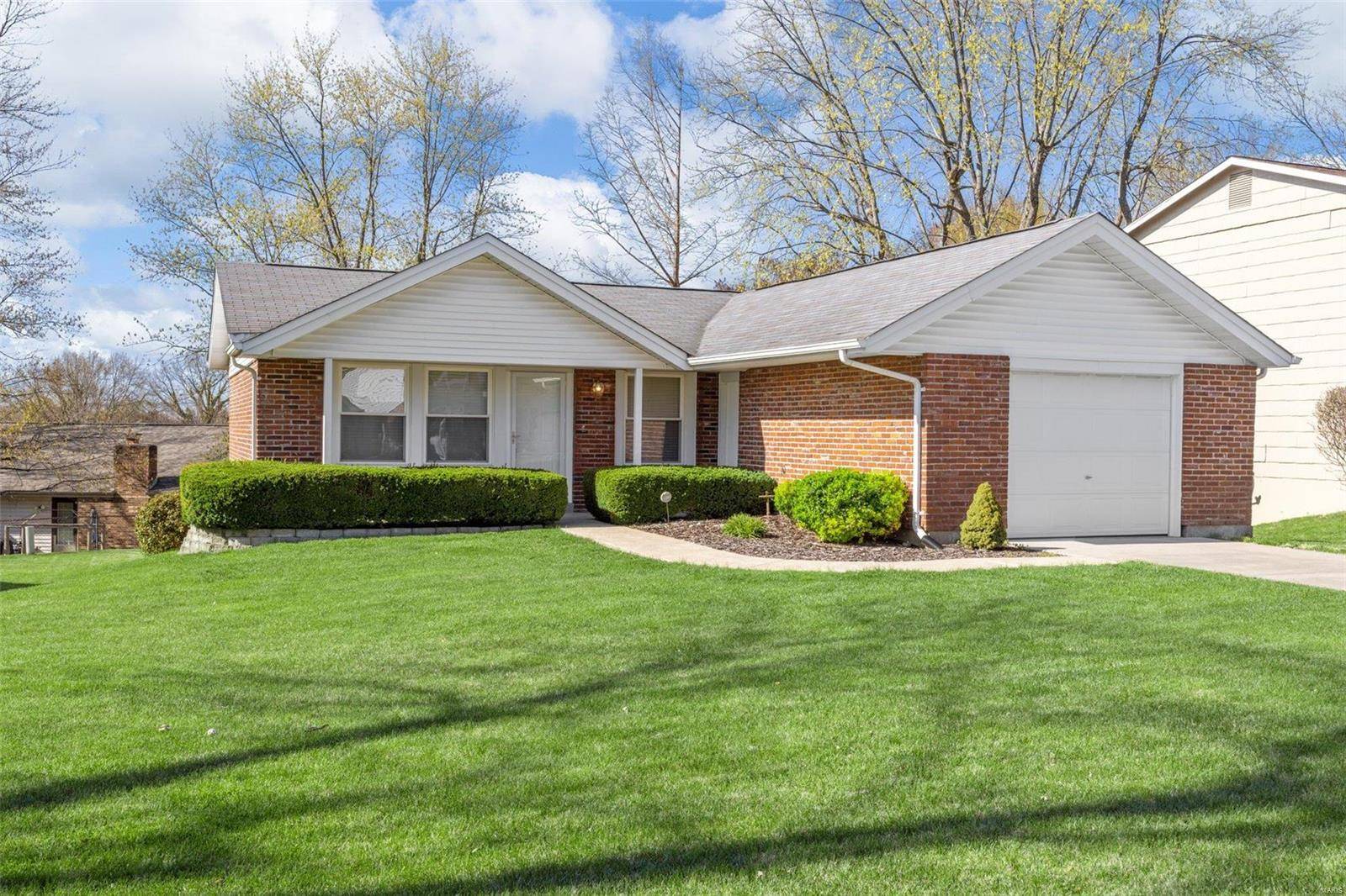 St Charles, MO 63303,1513 Sunswept CT