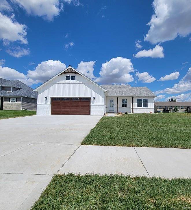 Troy, IL 62294,317 Marshall DR