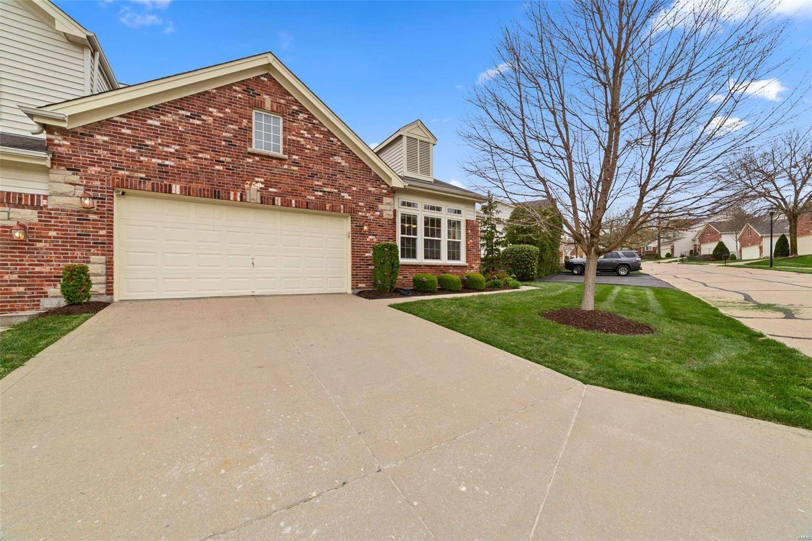 Chesterfield, MO 63005,758 Stone Meadow DR