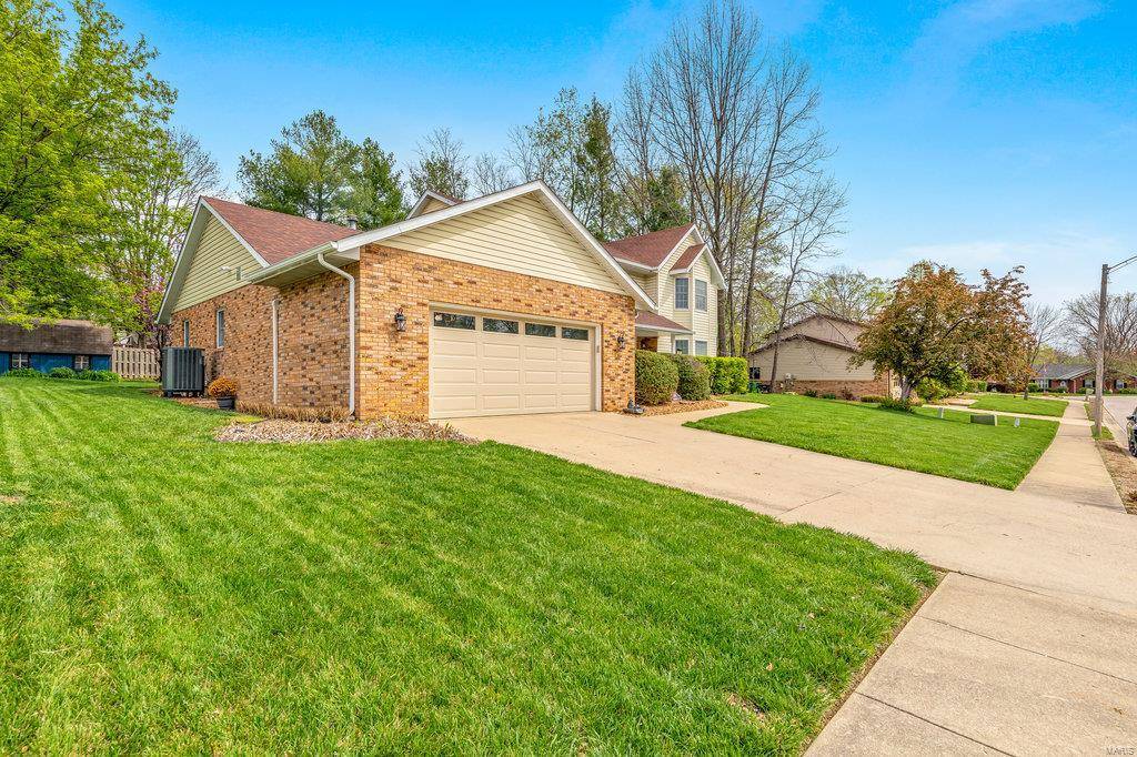 O'fallon, IL 62269,114 Greentree CT