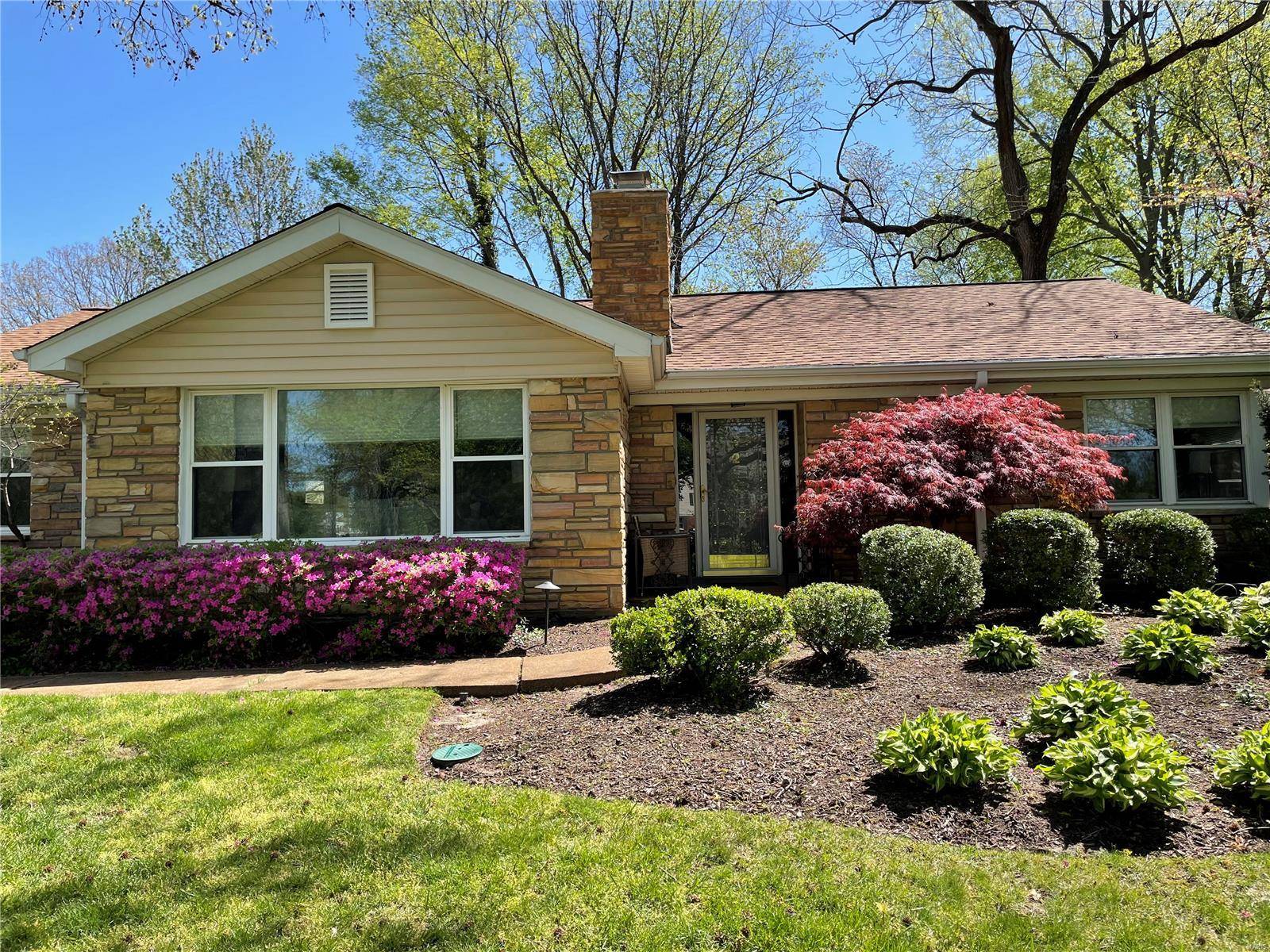 Olivette, MO 63132,2 Homestead Acres