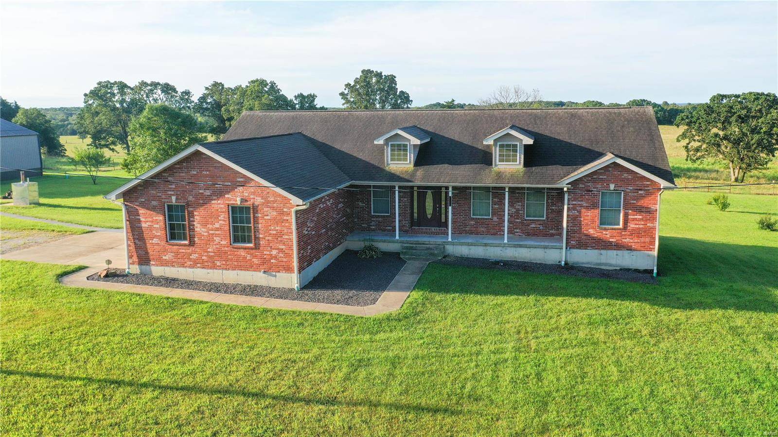 Salem, MO 65560,1602 County Road 2470