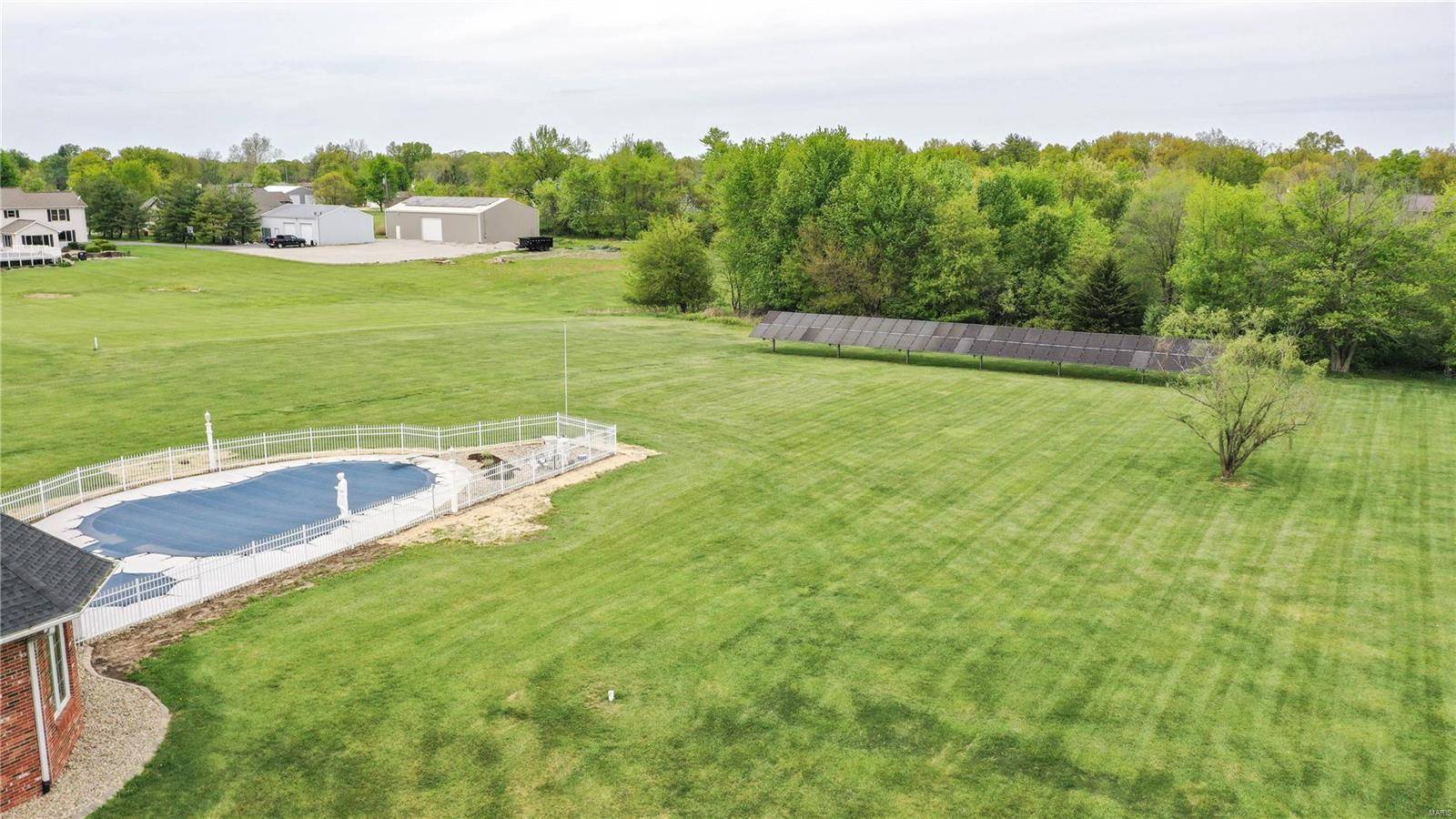 Brighton, IL 62012,34136 Voorhees LN