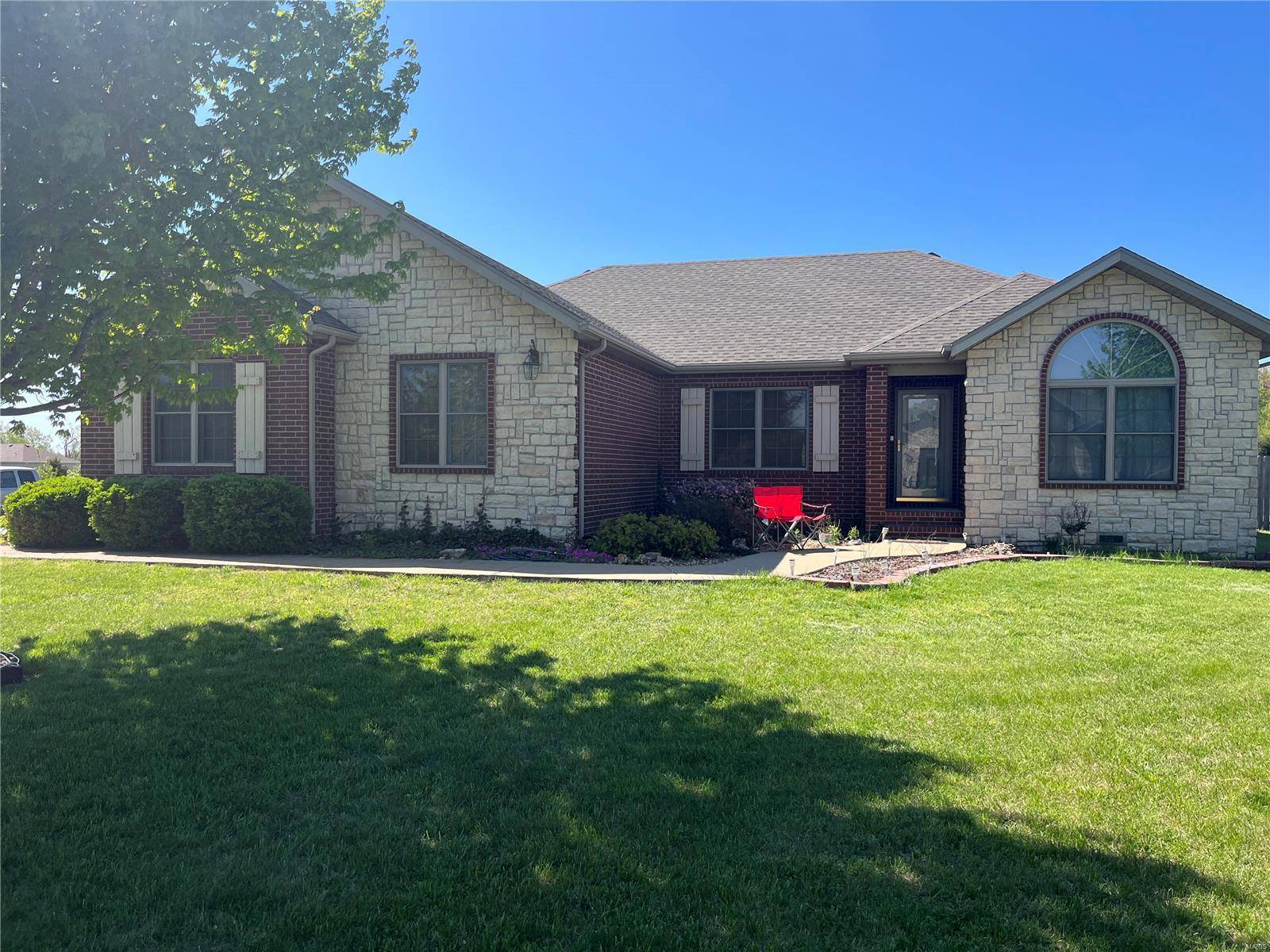 Lebanon, MO 65536,460 Prairie Ridge DR