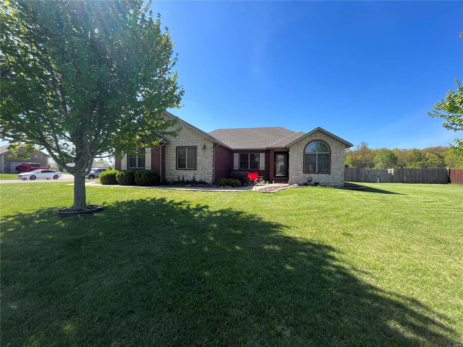 Lebanon, MO 65536,460 Prairie Ridge DR