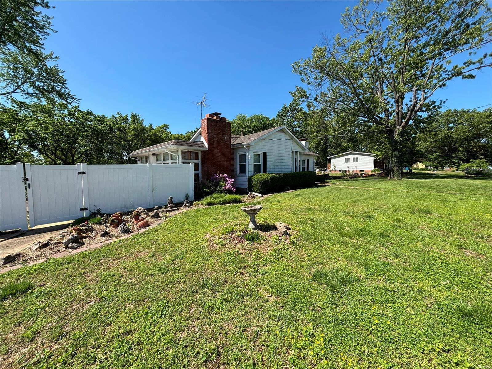 Festus, MO 63028,2620 Frederick RD