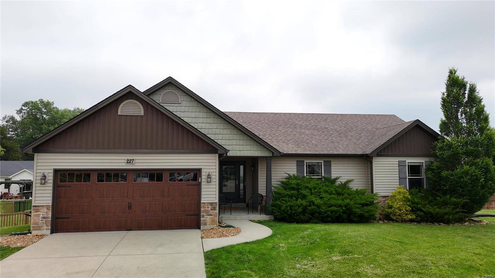 Wentzville, MO 63385,227 Hartford Glen CT