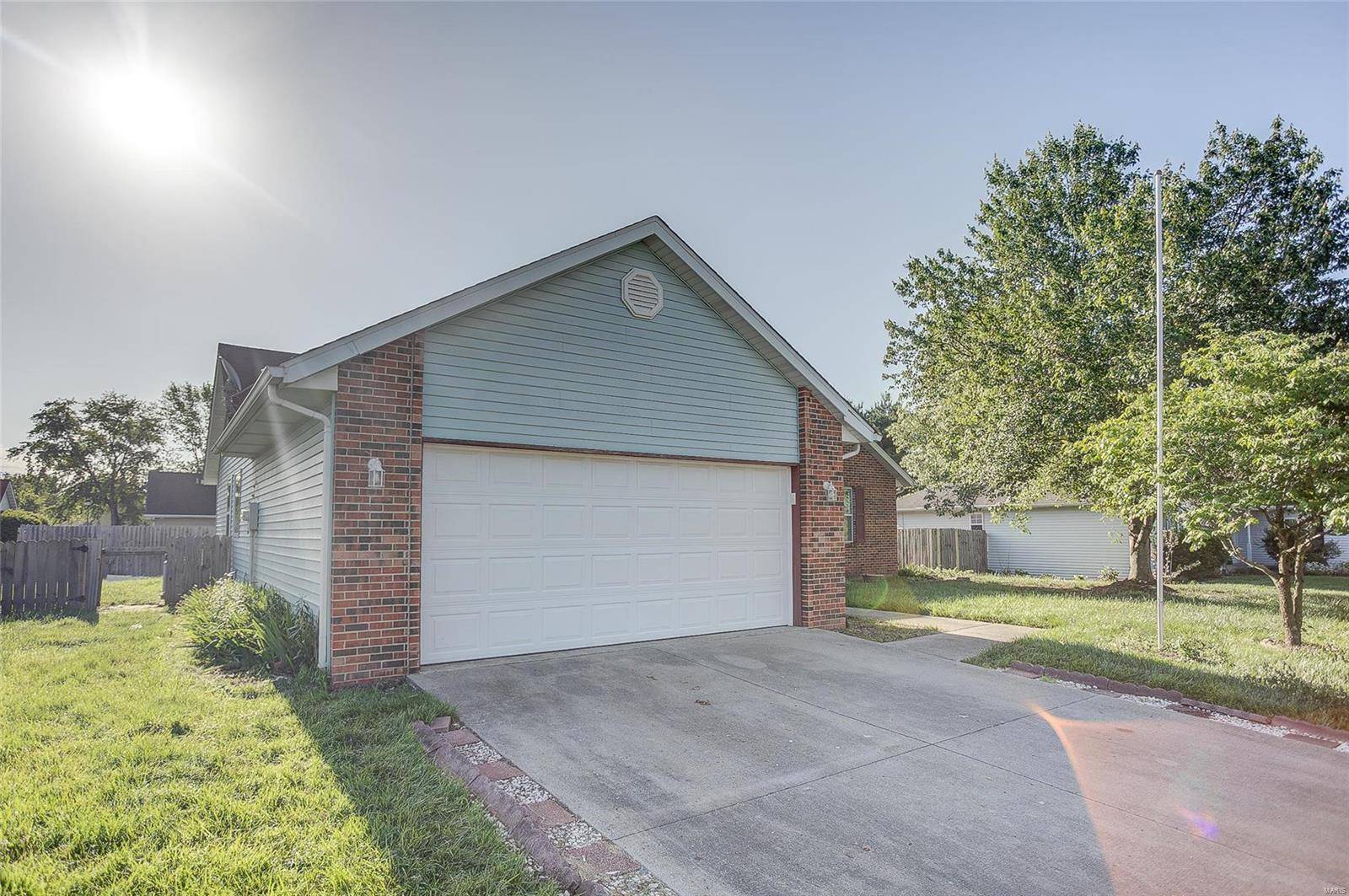 Shiloh, IL 62221,908 Crosswinds DR